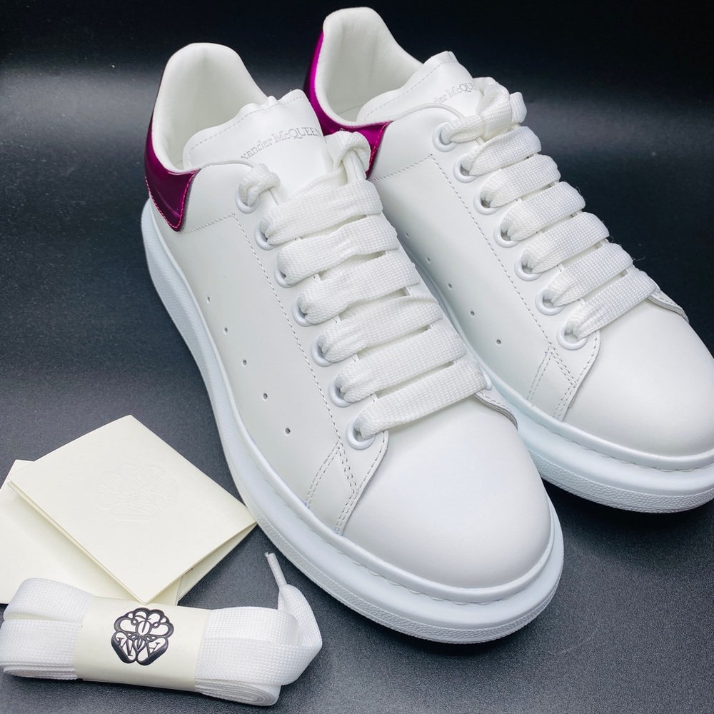 Alexander McQueen Women’s Oversized Leather Sneakers Size 9 AUTHENTIC